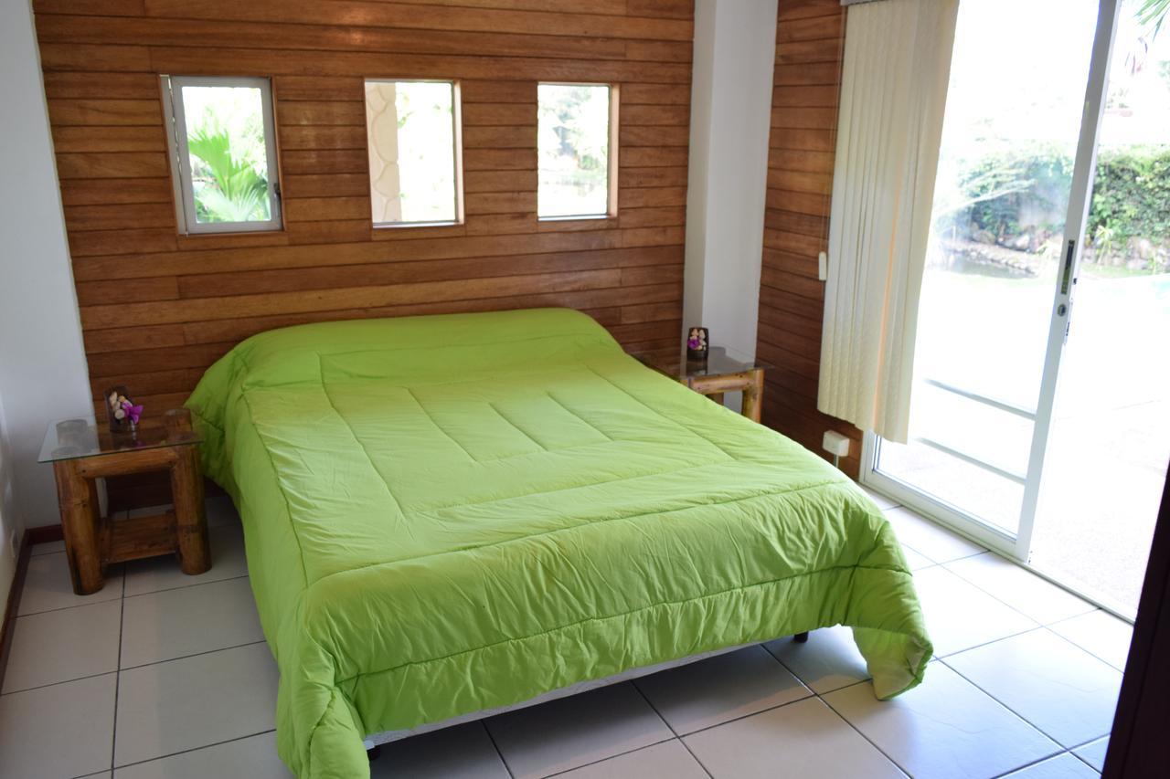 Wisdom Garden Hotel Тена Екстериор снимка